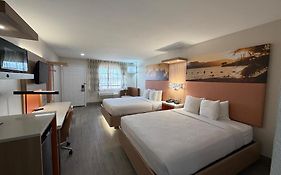 Days Inn By Wyndham Granbury